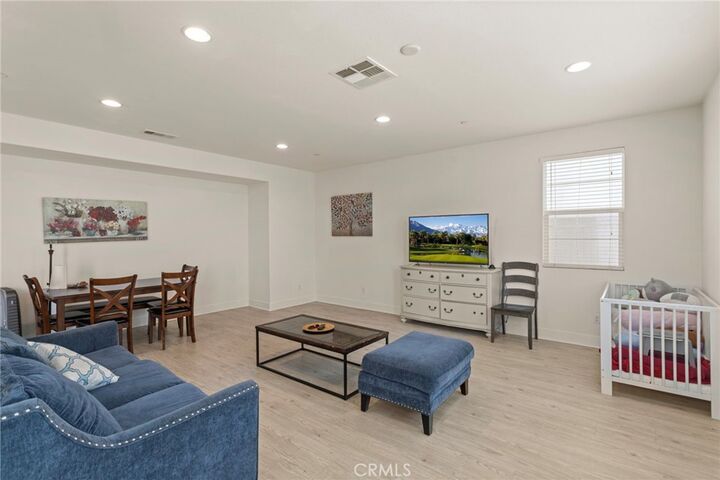 Property Photo: 11591 Cantara CA 91710