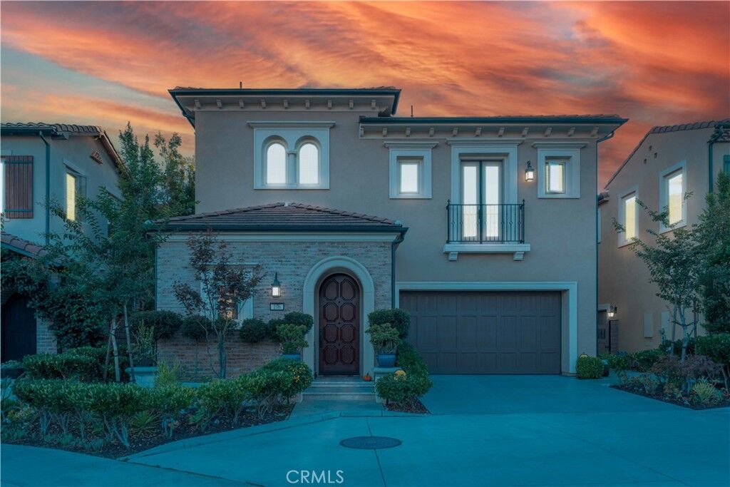 Property Photo: 106 Long Fence CA 92602