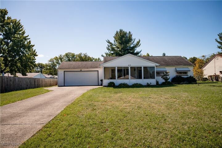 5109 W Elmwood Avenue  Youngstown OH 44515 photo