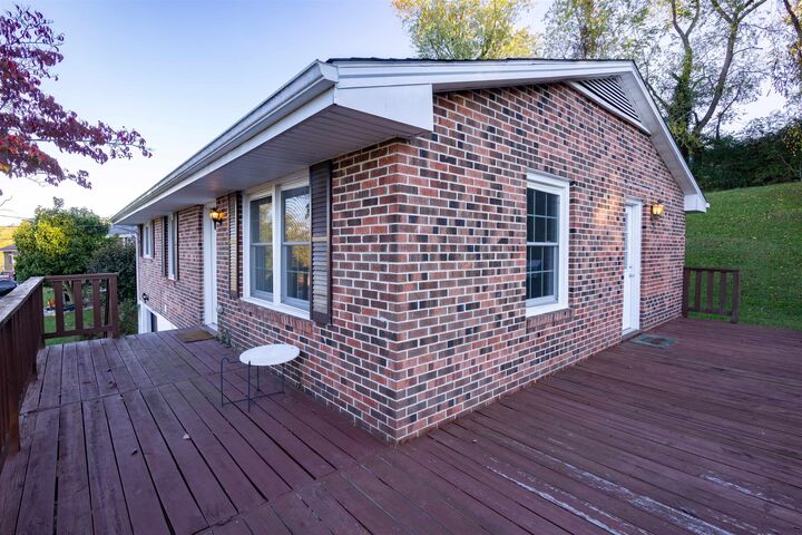 Property Photo:  925 Collins Street  VA 24073 