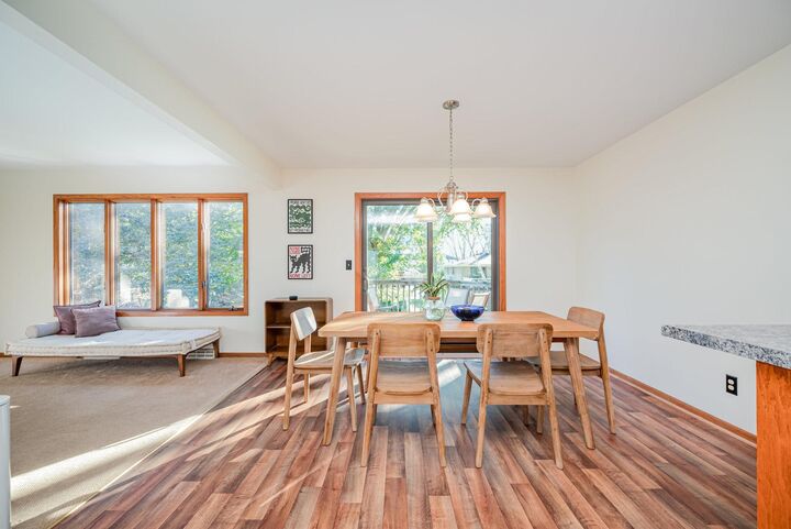 Property Photo: 732 Lathrop Drive MN 55057