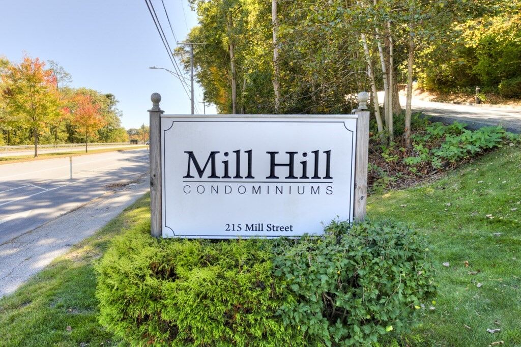 Property Photo:  215 Mill St 113  MA 01602