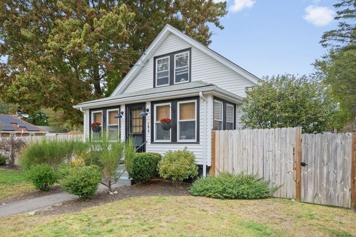 Property Photo:  192 School St  MA 01701 