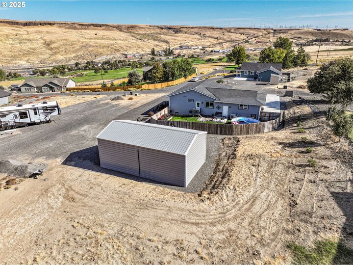 Property Photo: 1275 Wright Rd OR 97812