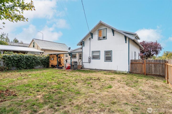 Property Photo: 1222 Delaware Avenue WA 98531