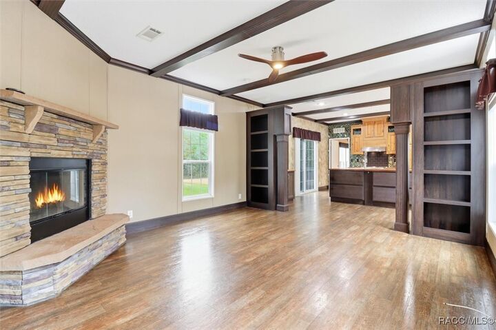 Property Photo:  3051 N Carolwood Point  FL 34442