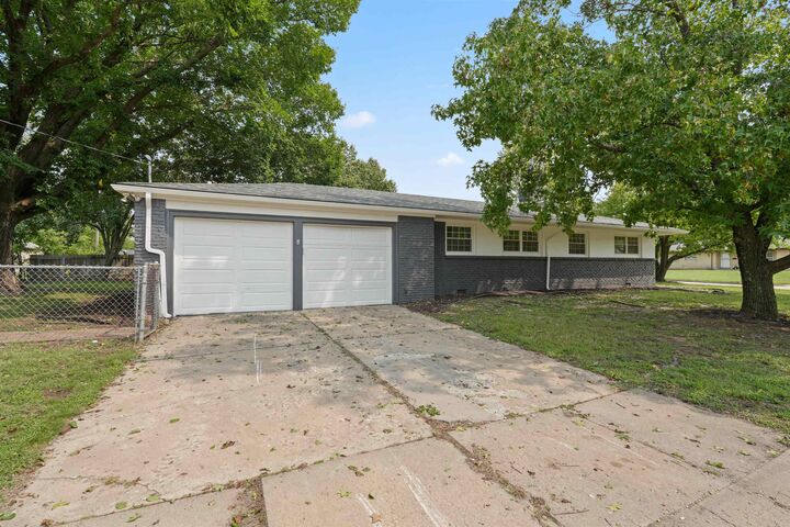 Property Photo:  6102 E Jacqueline  KS 67208 