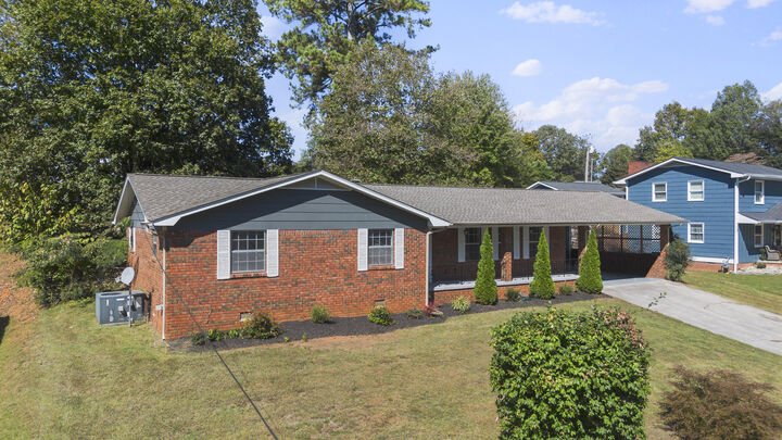 Property Photo:  2809 Pine Drive NE  TN 37312 