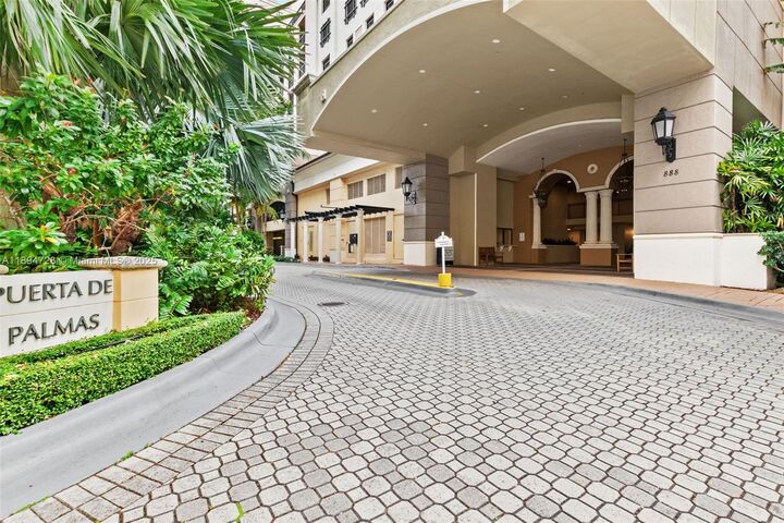 888 S Douglas Rd 113  Coral Gables FL 33134 photo