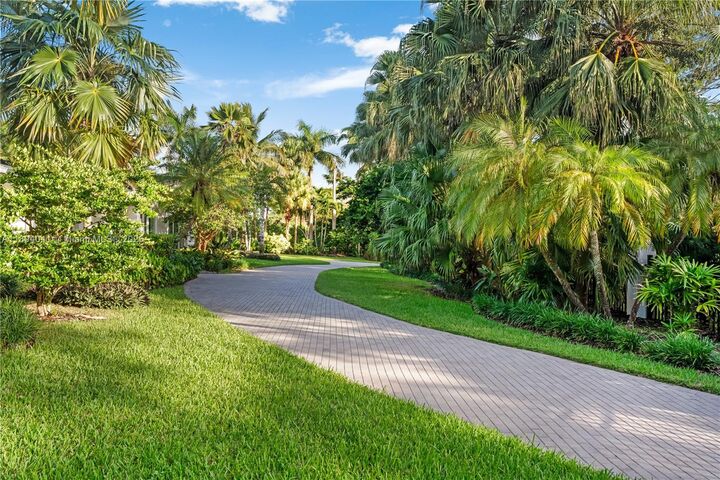 Property Photo:  12220 Pine Needle Ln  FL 33156