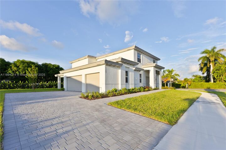 Property Photo: 13203 SW 188th Ter 13203 FL 33177
