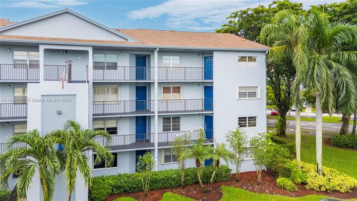 Property Photo:  12600 SW 5th Ct 215L  FL 33027