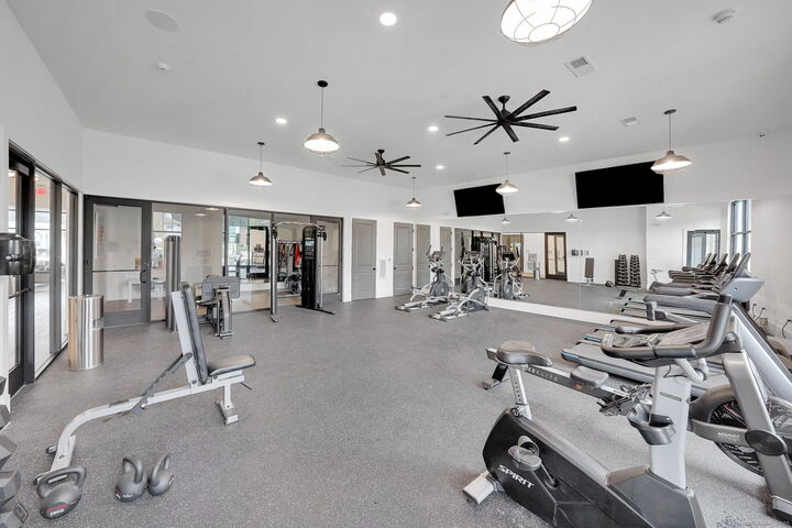 Property Photo: 280 Salmon Brook Street 1205 CT 06035