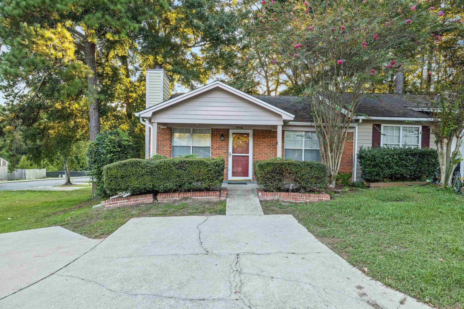 Property Photo:  1956 Carp Lane  FL 32303 