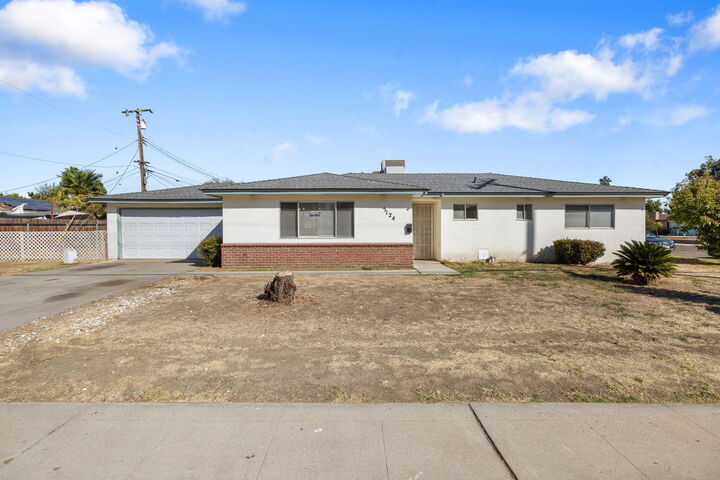 3124 W Tulare Avenue SW  Visalia CA 93277 photo