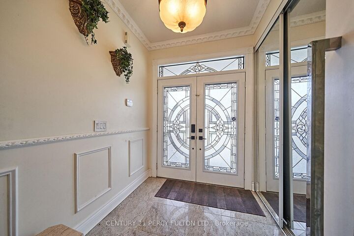 Photo de la propriété:  47 Vineyard Avenue  ON L1P 1X5