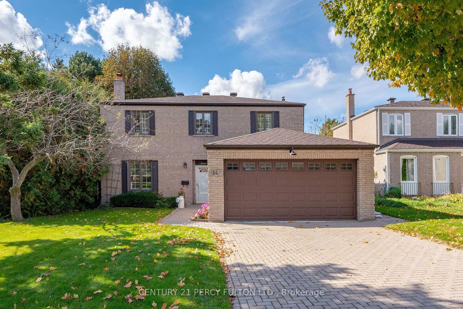 Property Photo: 14 Farmington Crescent ON M1S 1G1