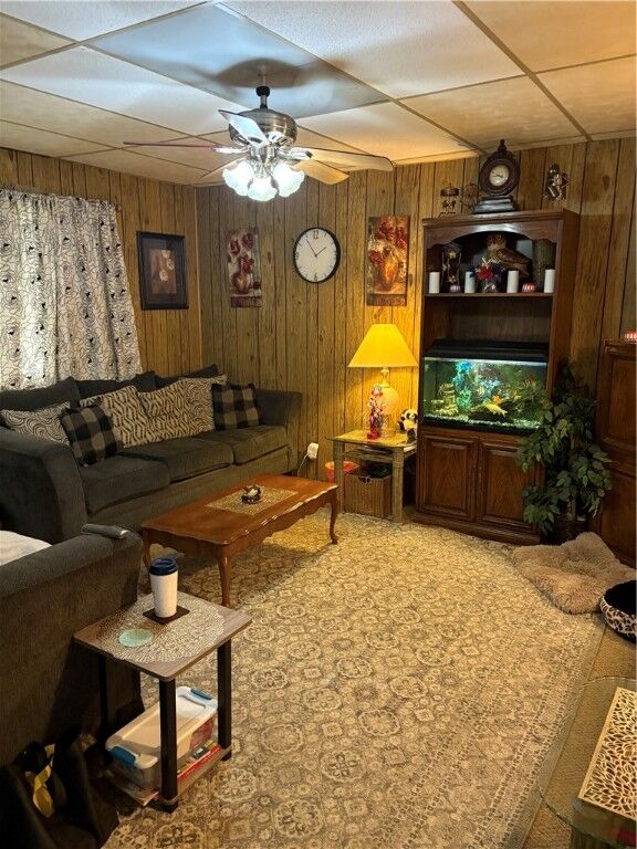 Property Photo:  92 Walnut St  PA 15065 