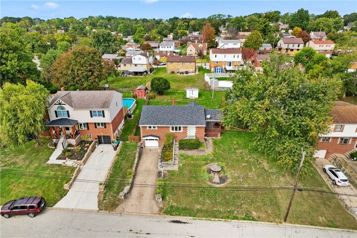 Property Photo: 630 Lois Drive PA 15236