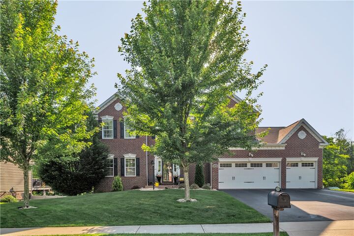 Property Photo:  140 Aspen Dr.  PA 15009 