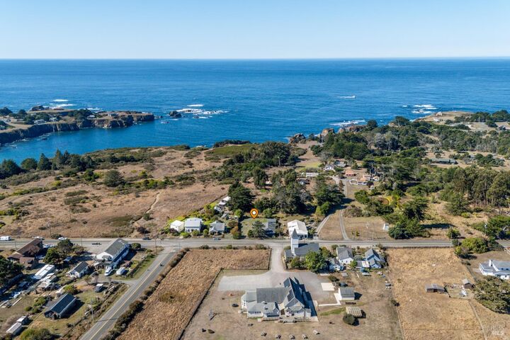 Property Photo: 15050 Caspar Road 42 CA 95420