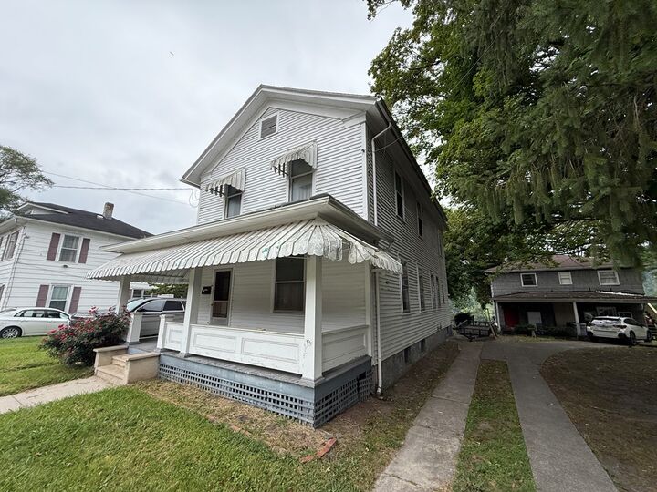 Property Photo: 110 Park Avenue WV 25951