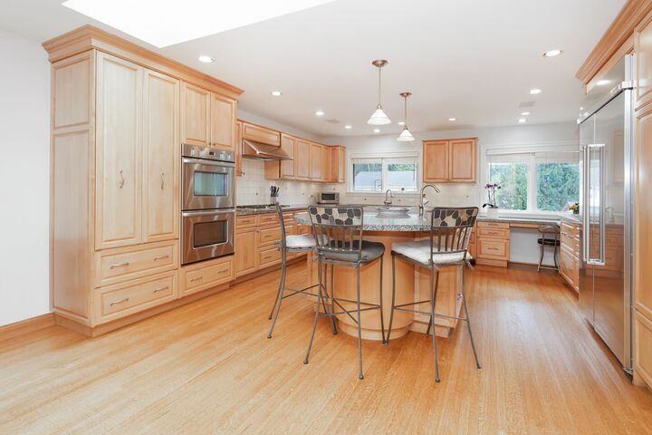 Property Photo: 1170 Kendal Place BC V7R 1T4