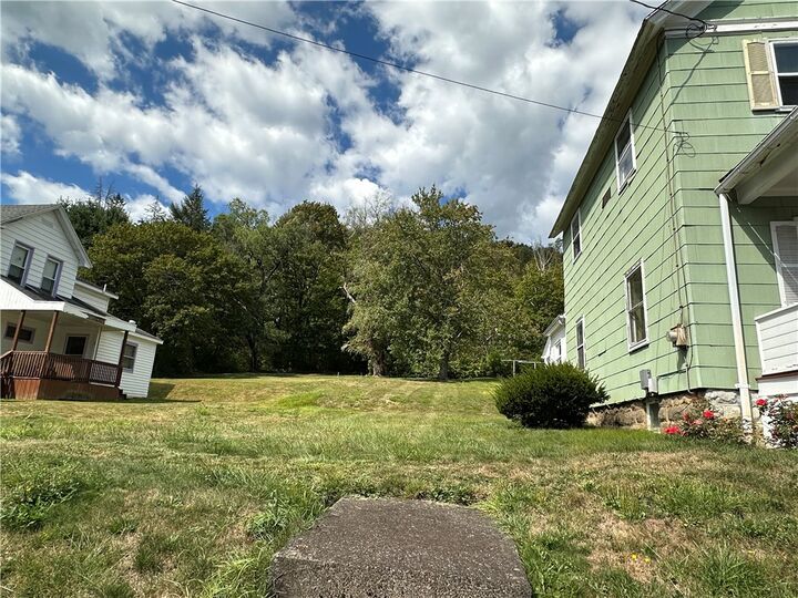 Property Photo: 112 Clarence Street PA 16701