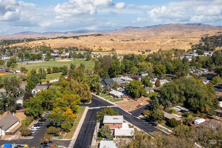 Property Photo: 317 N Avenue D ID 83712