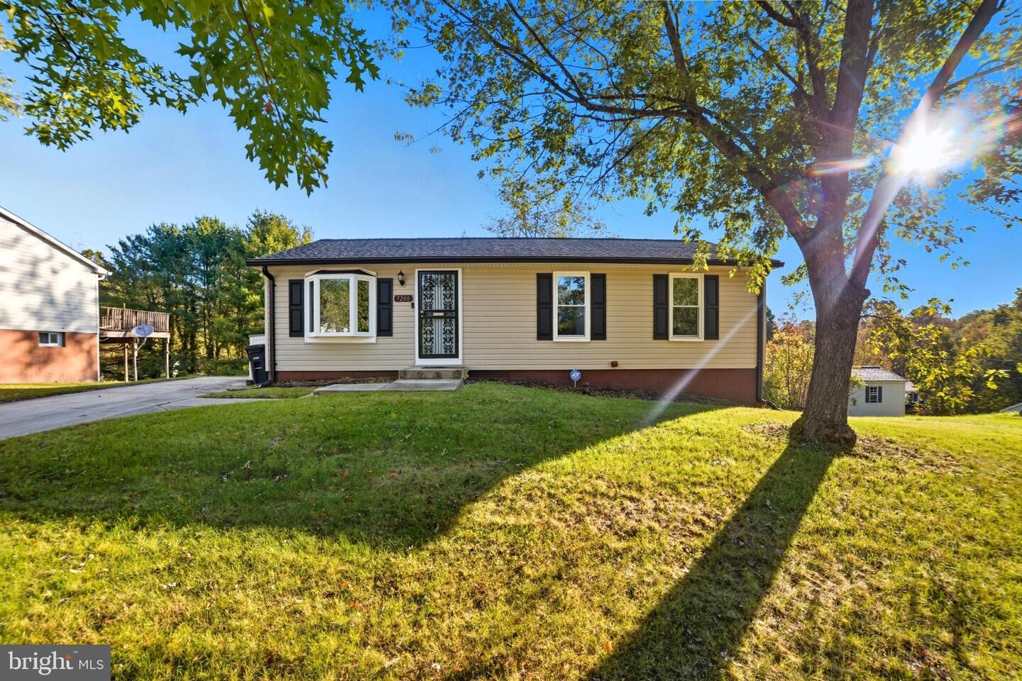 Property Photo:  7200 Sybaris Drive  MD 20772 