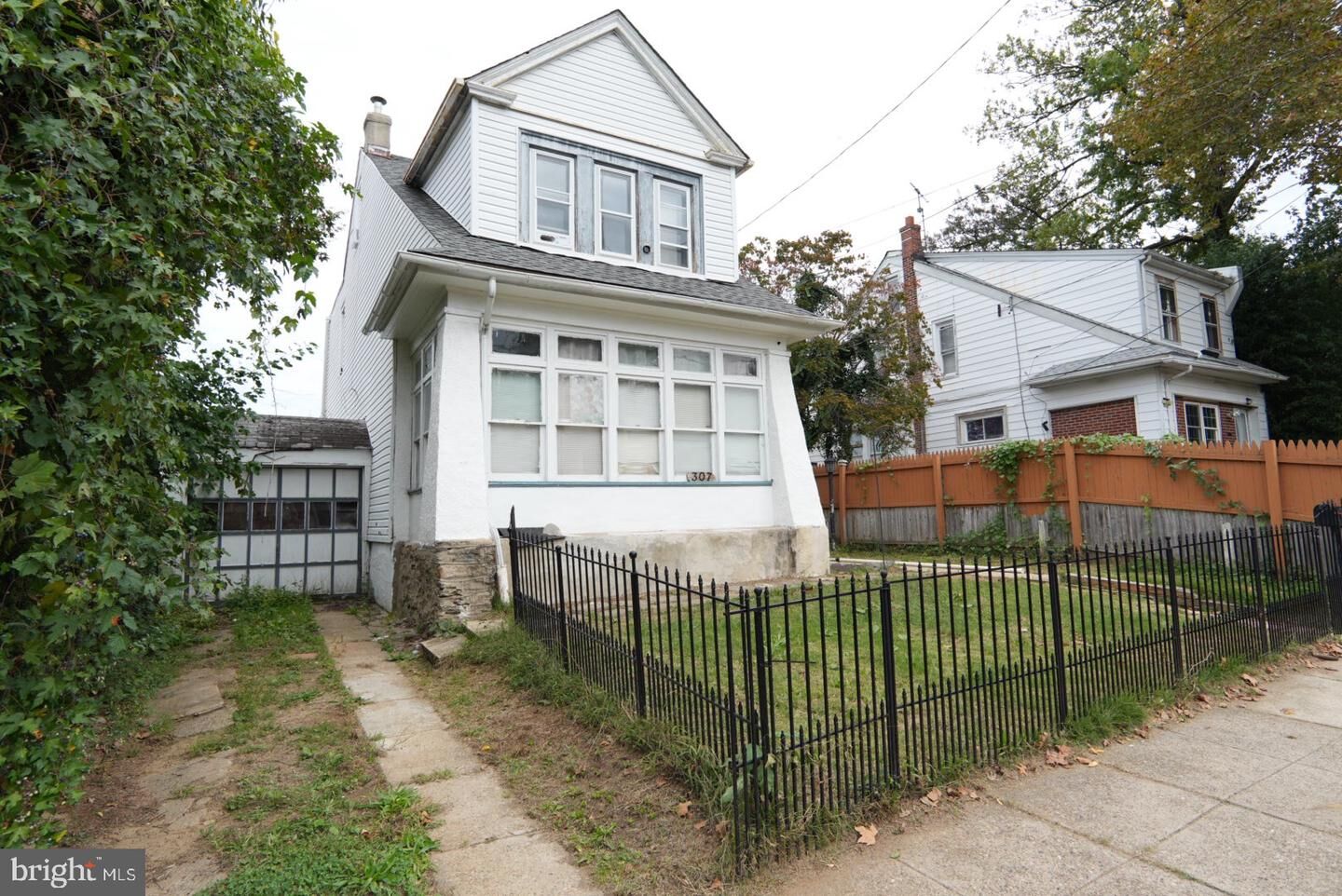 Property Photo: 307 E Cheltenham Avenue PA 19120