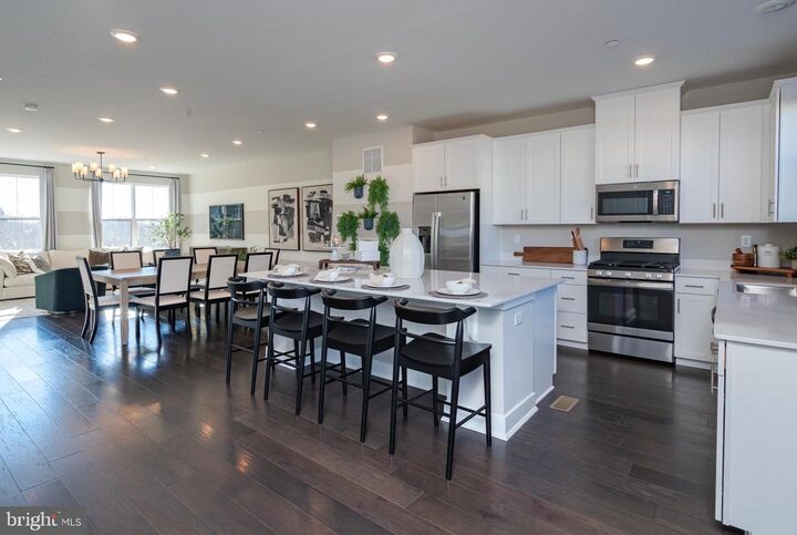 107 Lois Seruby Dr  Titusville NJ 08560 photo