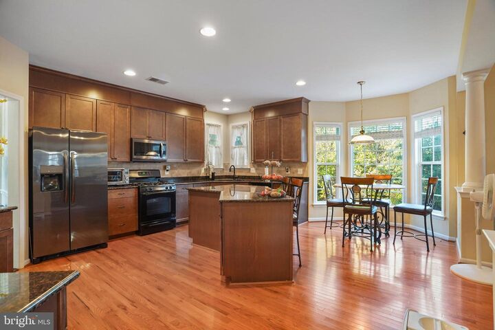 Property Photo: 15508 Kelley Farm Court VA 22193