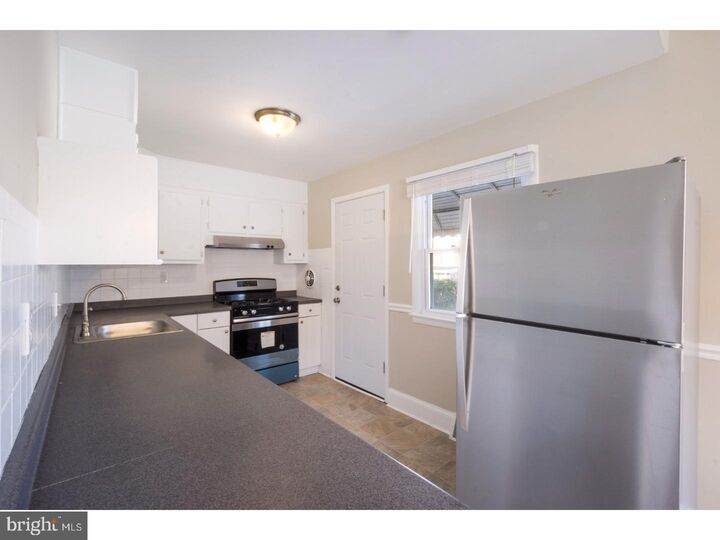 Property Photo: 1618 Pennsylvania Avenue PA 19076