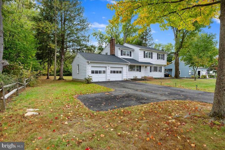 Property Photo:  3 Yorktowne Court  NJ 08550 