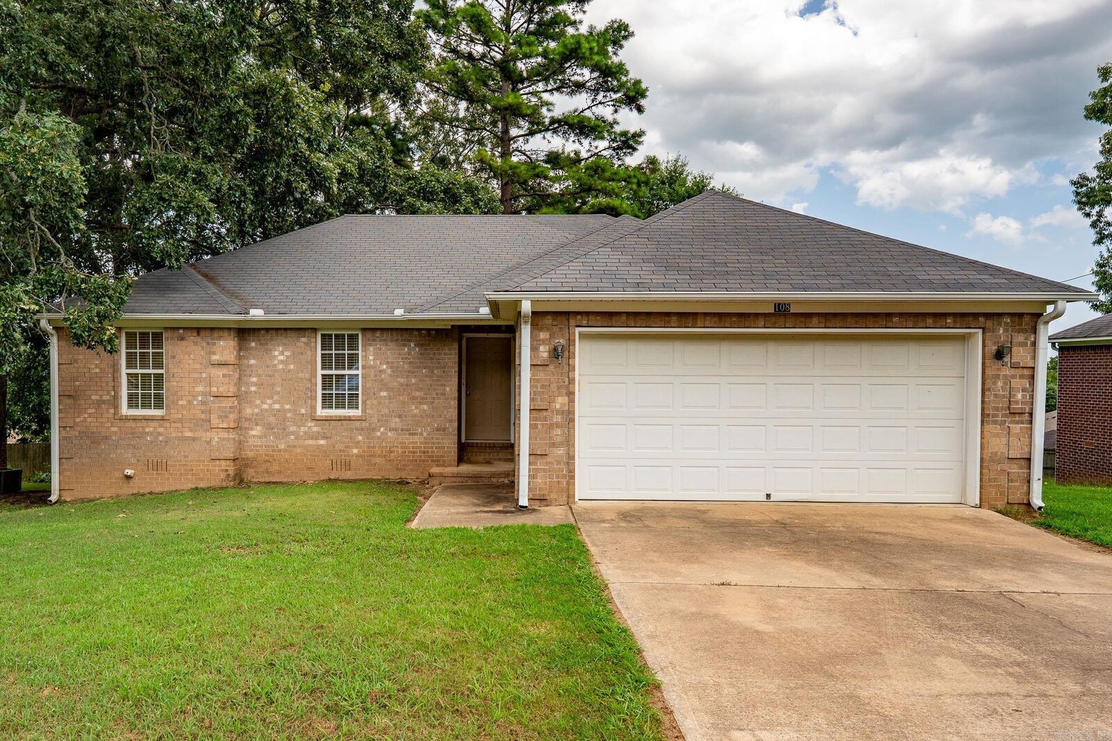 Property Photo: 108 Weston Circle AR 72058