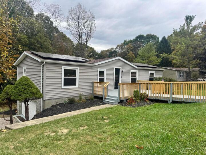 2975 Pleasant NE Drive  Lancaster OH 43130 photo