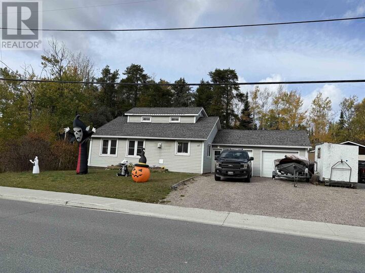 Property Photo: 67 Goldshore Road ON P0V 2M0