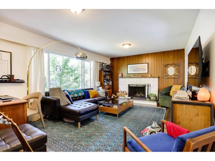 Property Photo: 2682 Parkway BC V4P 1E8