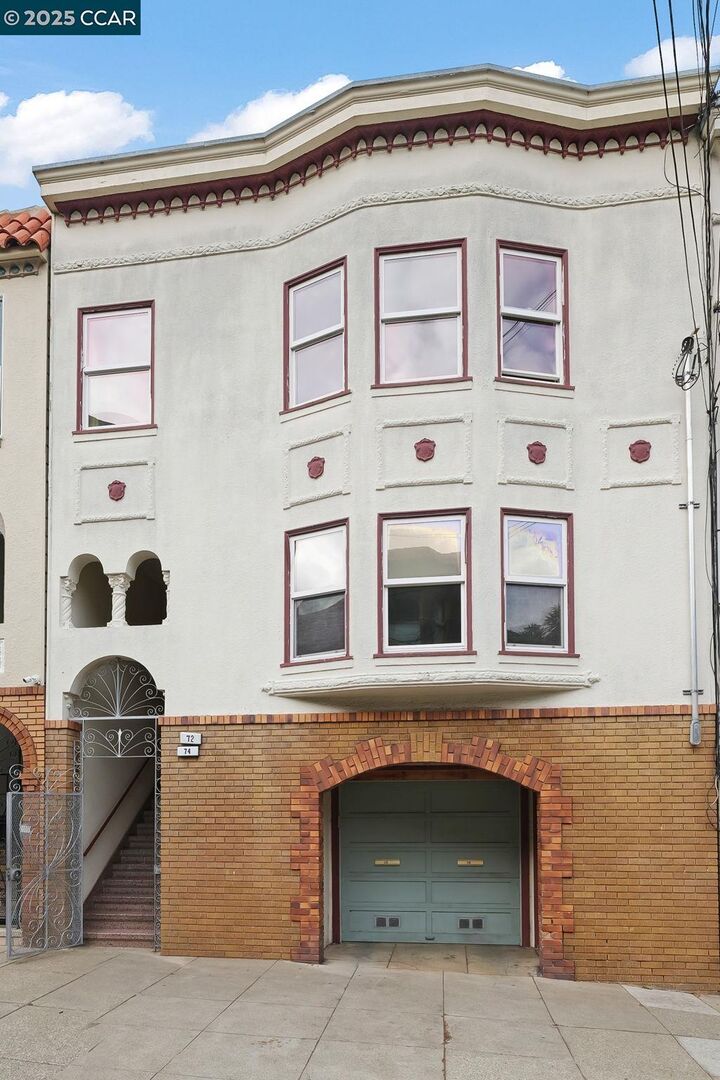 Property Photo: 72-74 Cumberland Street CA 94110