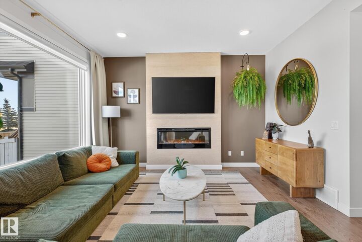 Property Photo:  1467 Goodspeed Lane NW  AB T5T 0W2 