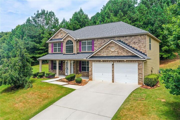 Property Photo: 1400 Travers Creek Trail GA 30012