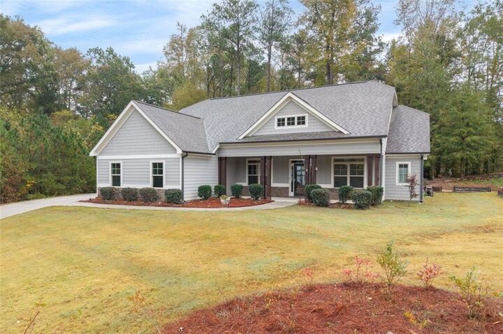 Property Photo:  350 Stonegate Court  GA 30157