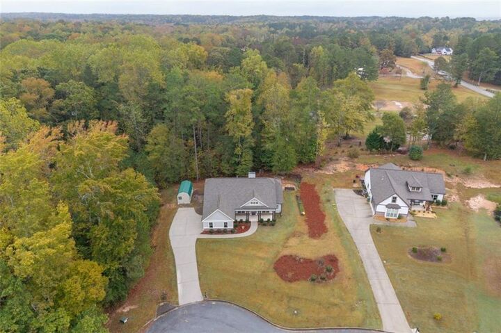 Property Photo:  350 Stonegate Court  GA 30157 