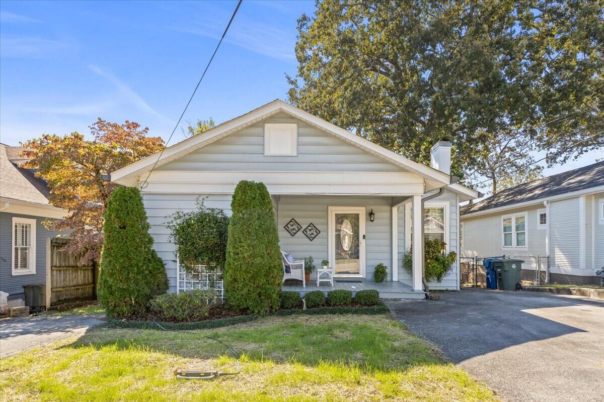 Property Photo: 1206 Russell Street TN 37405