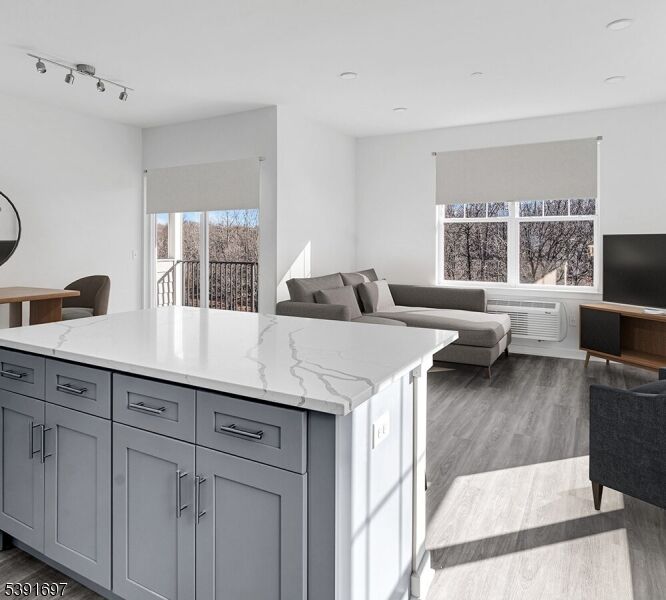 Property Photo:  9 Hellers Ln 211  NJ 07849 