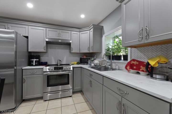 Property Photo: 150 Madison St NJ 07055