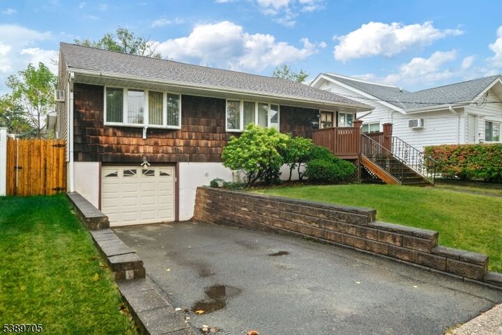 Property Photo:  315 Gesner St  NJ 07036