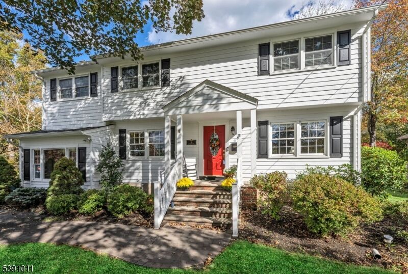 Property Photo:  4 Reynolds Rd  NJ 07440 