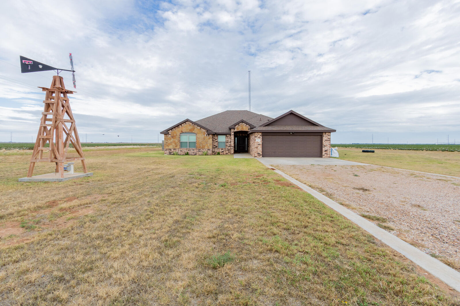 Property Photo:  6906 N Fm 1264  TX 79415 
